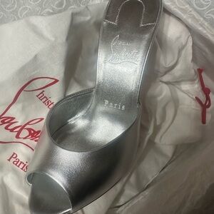 Me dolly metallic red sole slide sandals